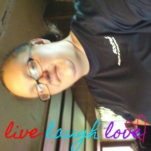 Meet your Posher, Carla